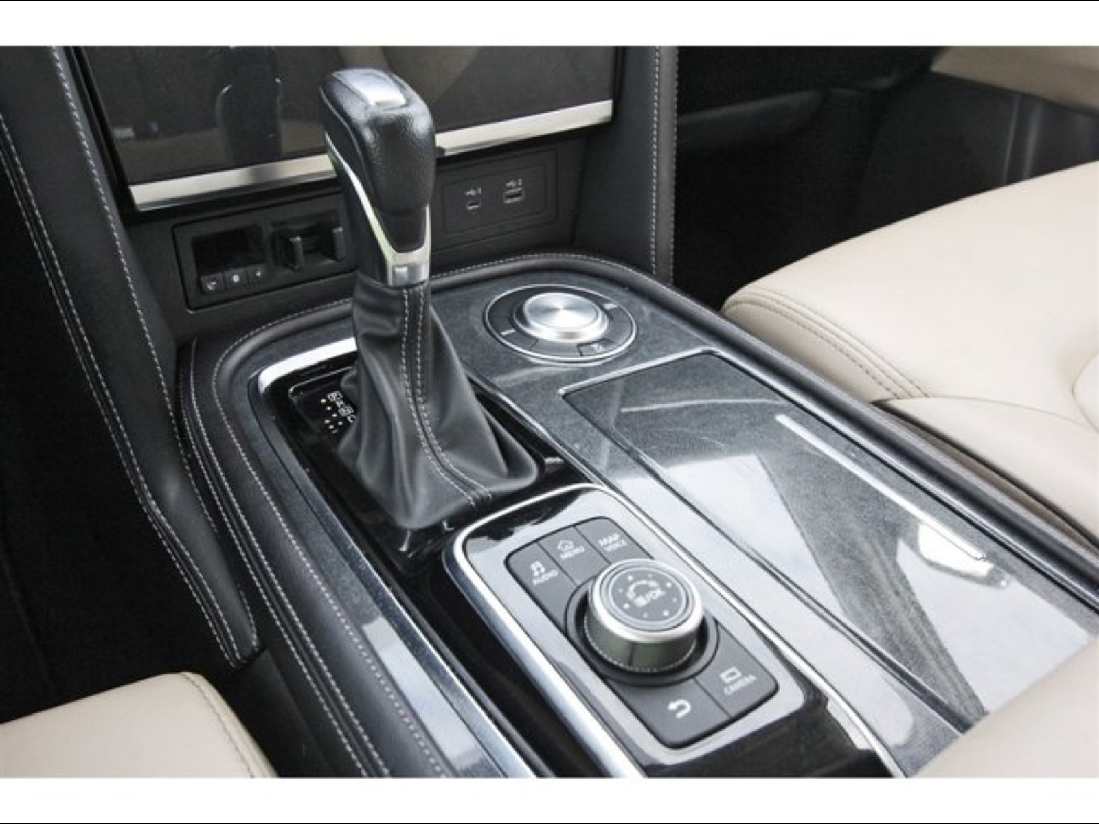 2024 Nissan Armada SV Black at Robbins Nissan