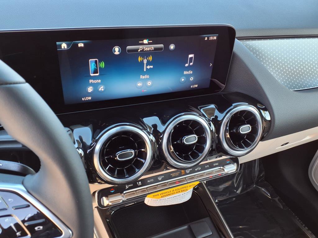 2026 Mercedes Benz GLA 250 photo 4