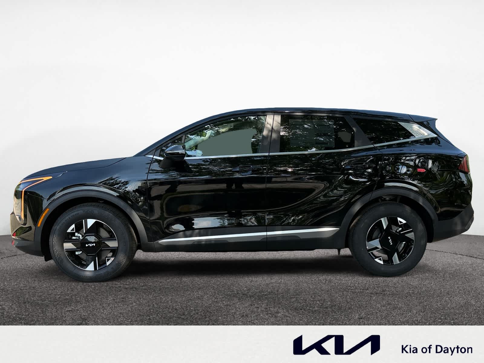 2026 Kia Sportage LX photo 2