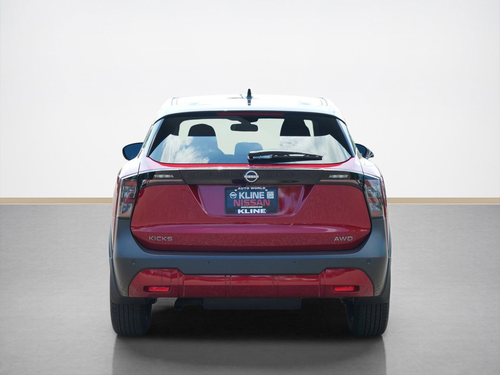 2025 Nissan Kicks SV photo 3