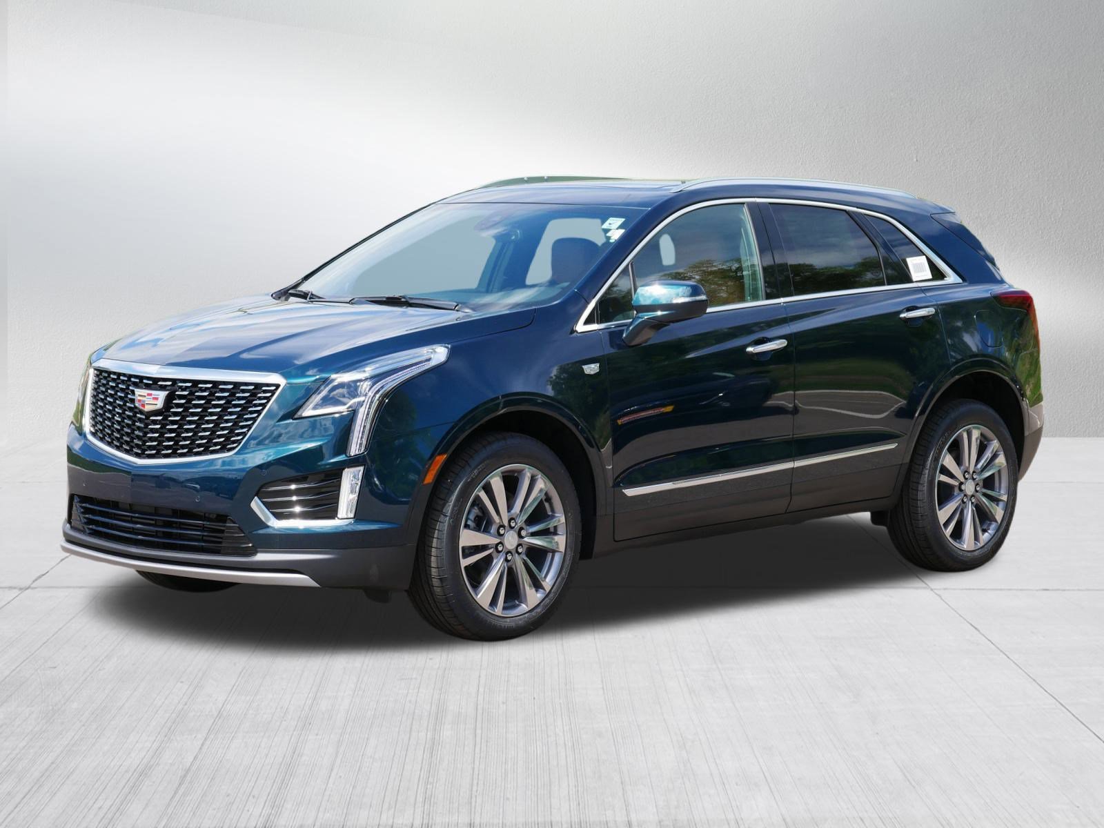 2025 Cadillac XT5 Premium Luxury photo 3