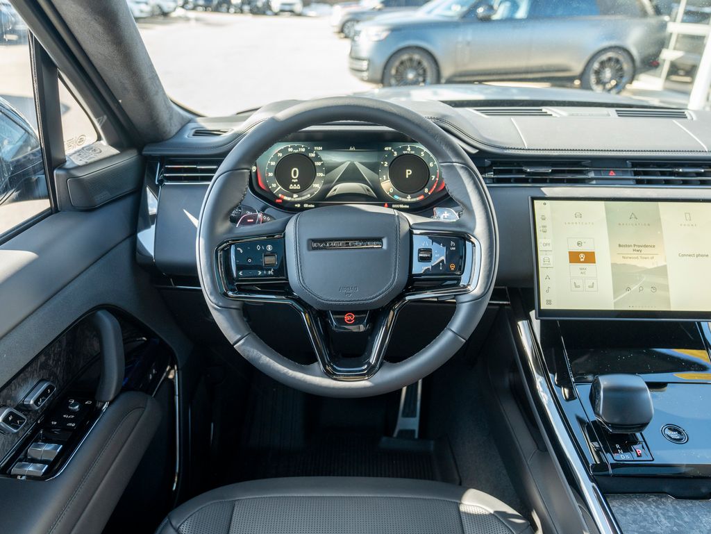 2025 Land Rover Range Rover Sport photo 12