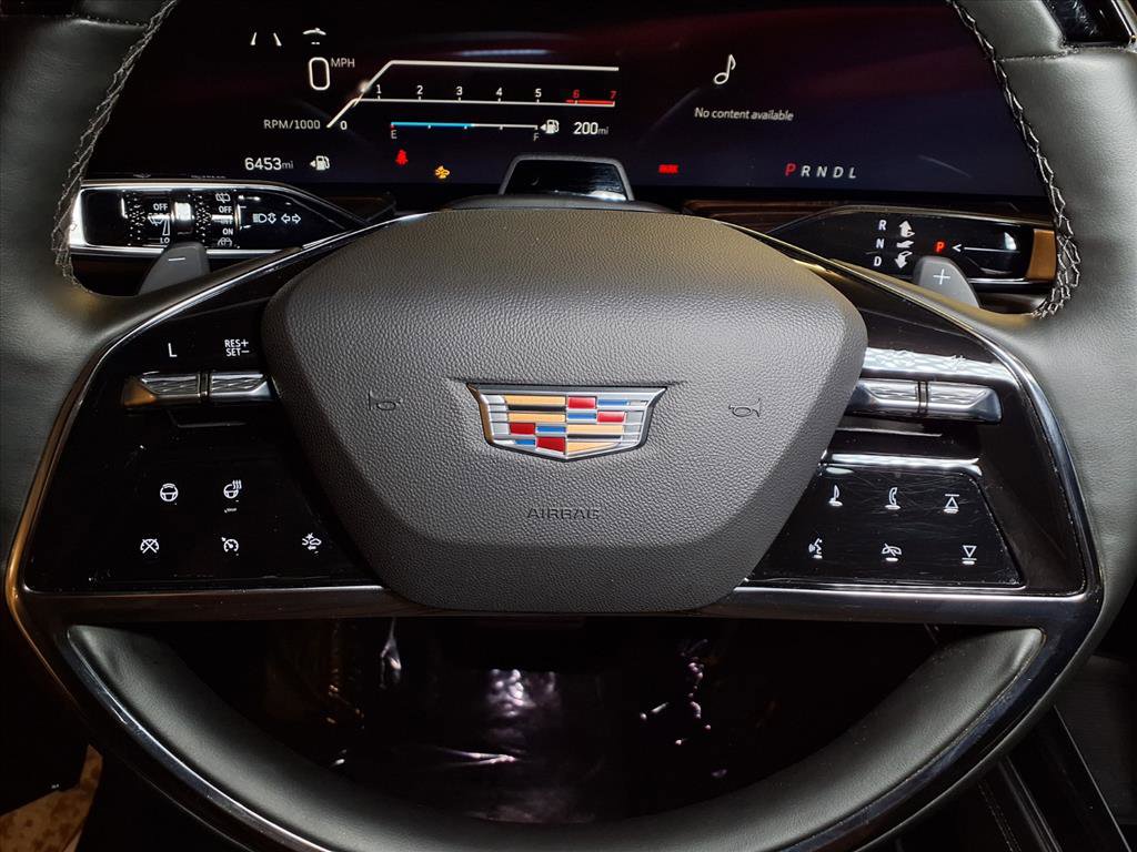 2025 Cadillac Escalade ESV Luxury photo 6