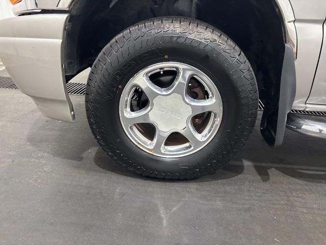 2004 Gmc Sierra 1500 Denali photo 5