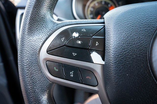 2019 Jeep Cherokee Latitude photo 18