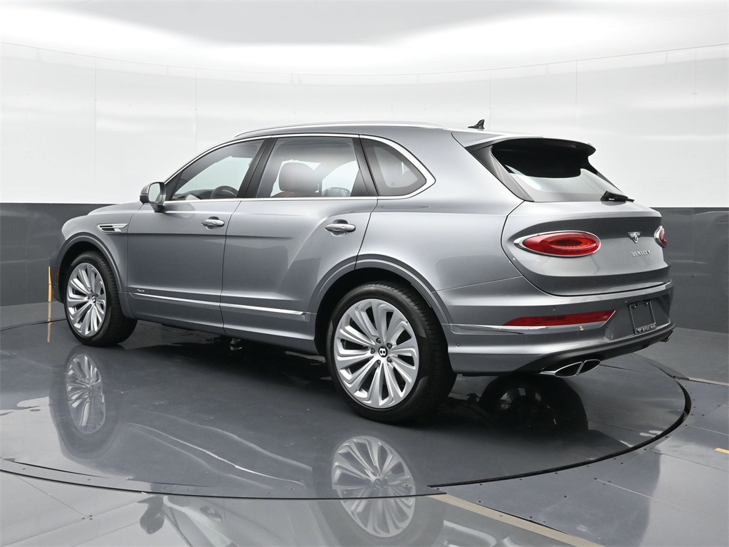 2025 Bentley Bentayga Azure photo 2