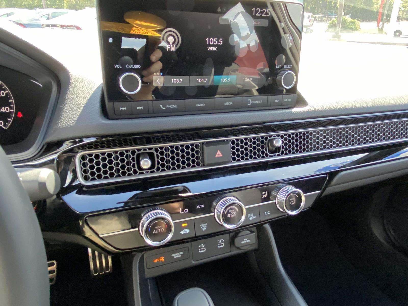 2026 Honda Civic Hatchback Sport photo 4