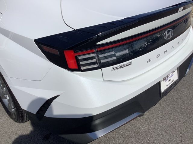 2025 Hyundai Sonata SE photo 24