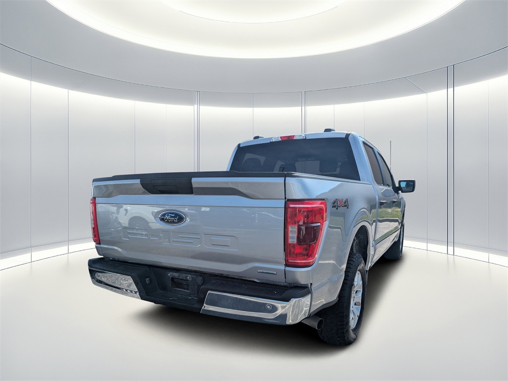 2023 Ford F-150 XLT photo 2