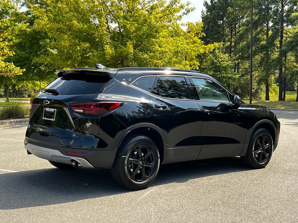 2023 Chevrolet Blazer 2LT photo 2
