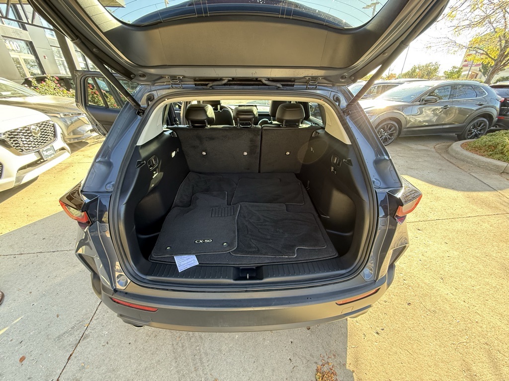 2024 Mazda CX-50 2.5 S Premium photo 3