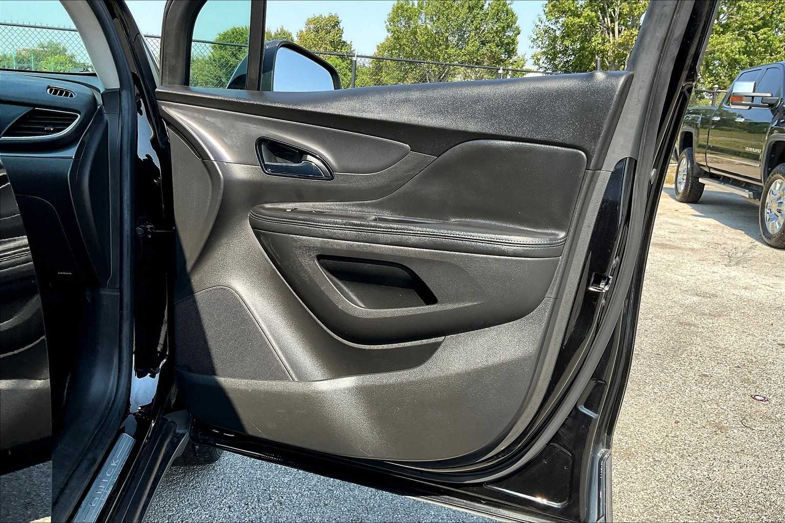 2020 Buick Encore Preferred photo 20