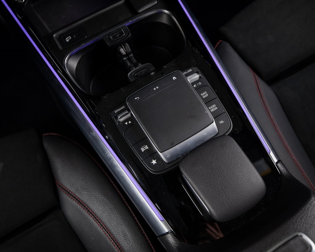 2023 Mercedes Benz GLA 250 4MATIC photo 4