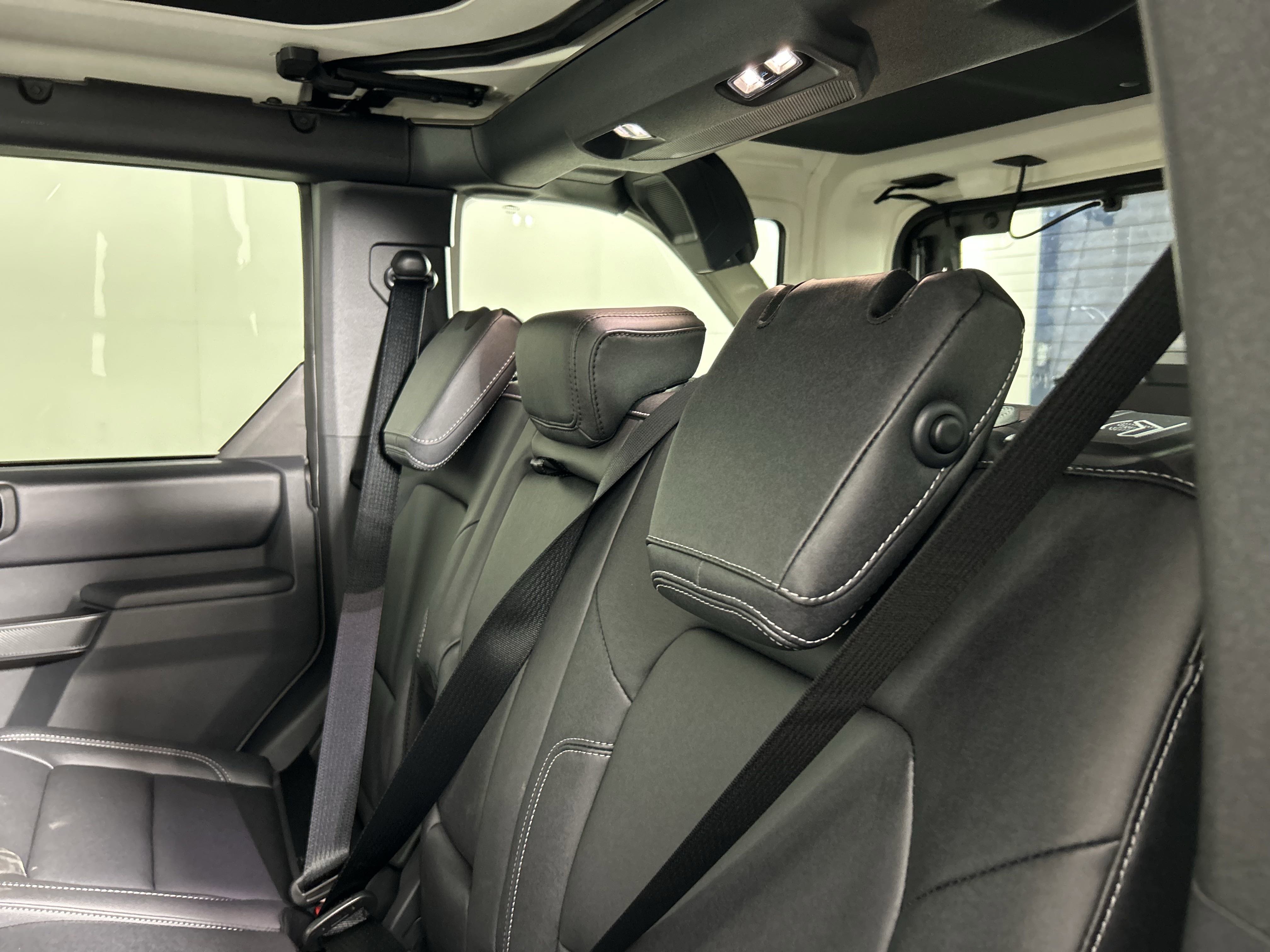 2025 Ford Bronco Badlands photo 5