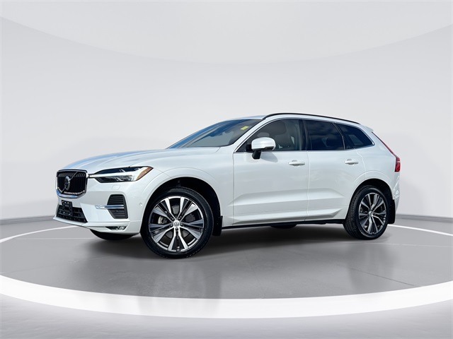2022 Volvo XC60 Momentum