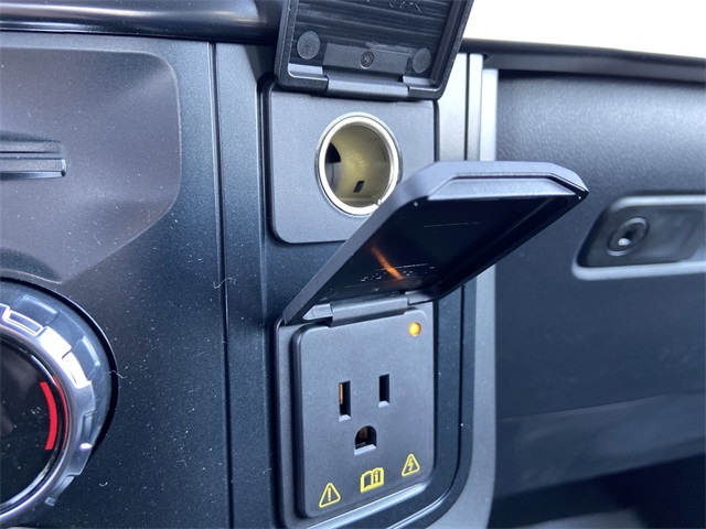 2025 Ford F-150 Lariat photo 25