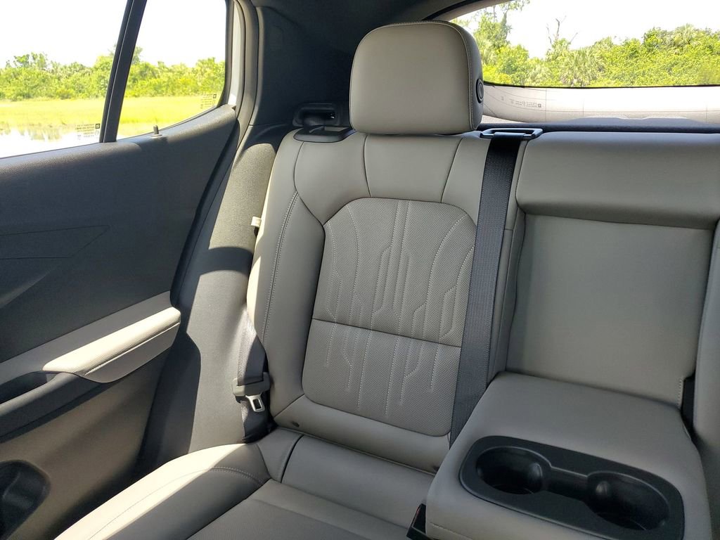 2025 Buick Envista Avenir photo 12