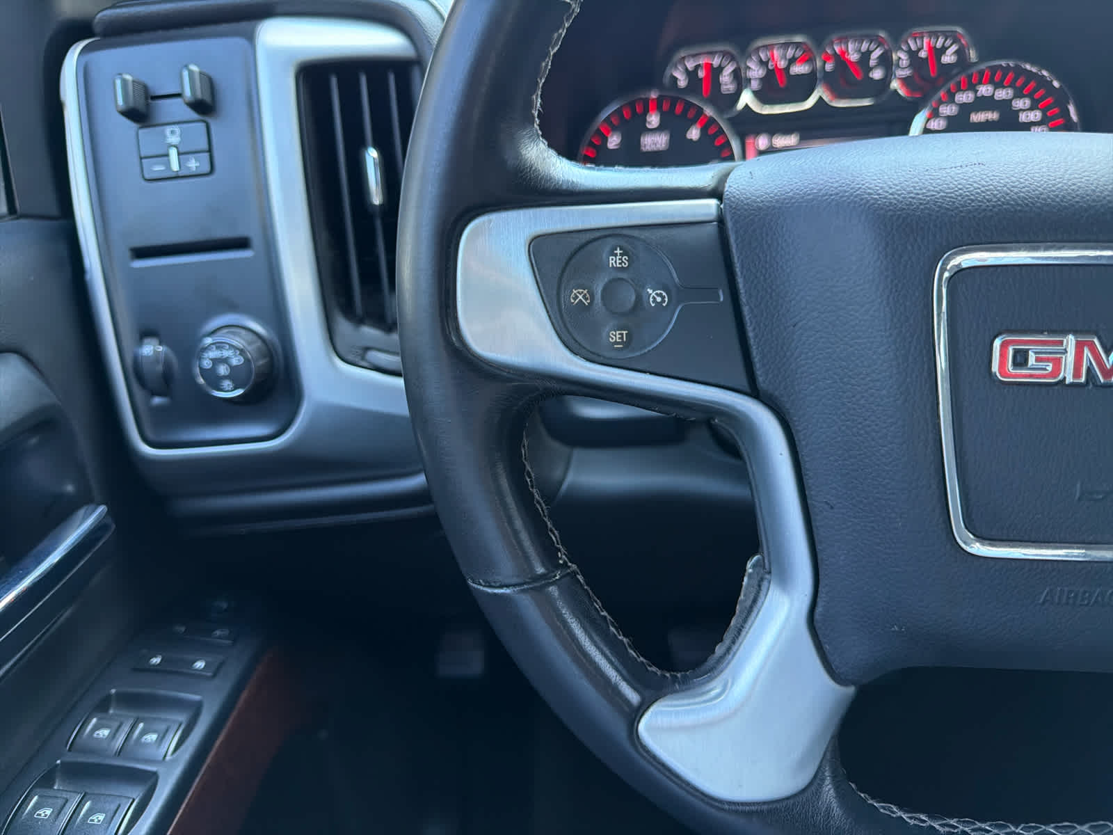 2016 Gmc Sierra 1500 SLE photo 18