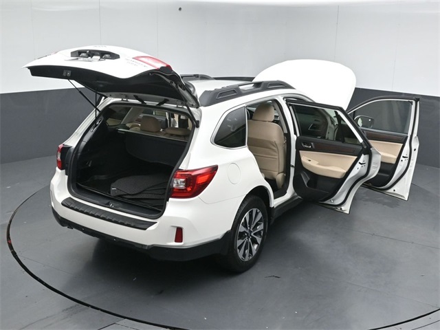 2017 SUBARU OUTBACK - Image 56