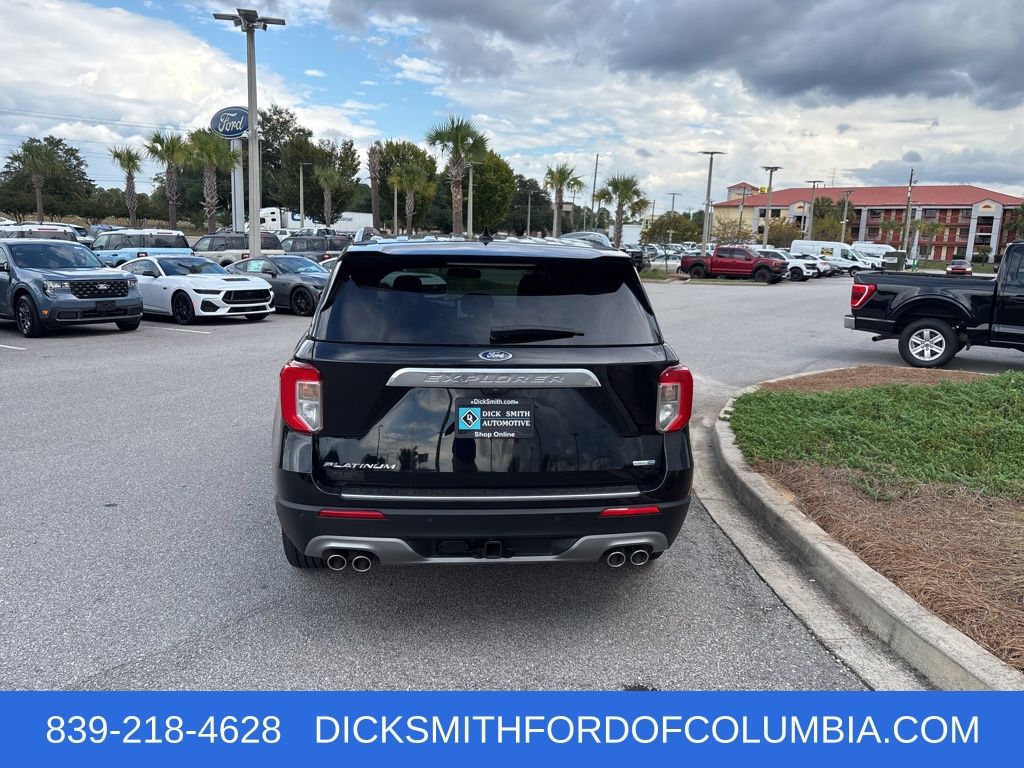 2020 Ford Explorer Platinum photo 4