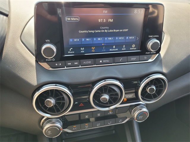 2025 Nissan Sentra S photo 13