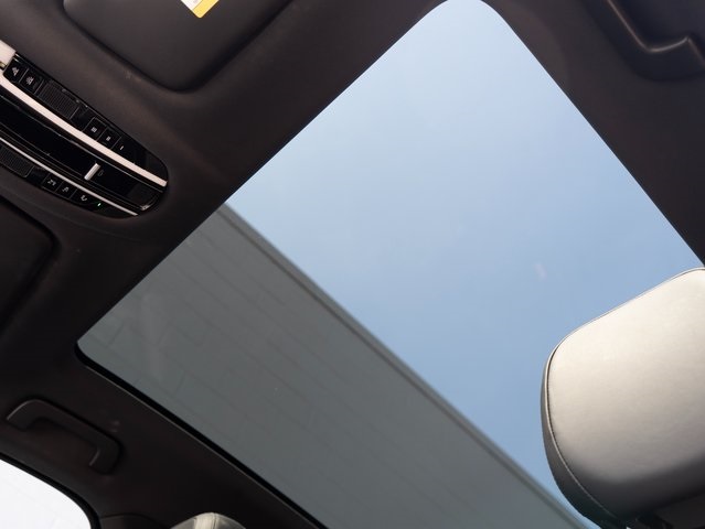2022 Porsche Cayenne Coupe Base photo 29
