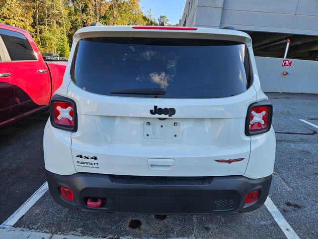 2023 Jeep Renegade Trailhawk photo 4