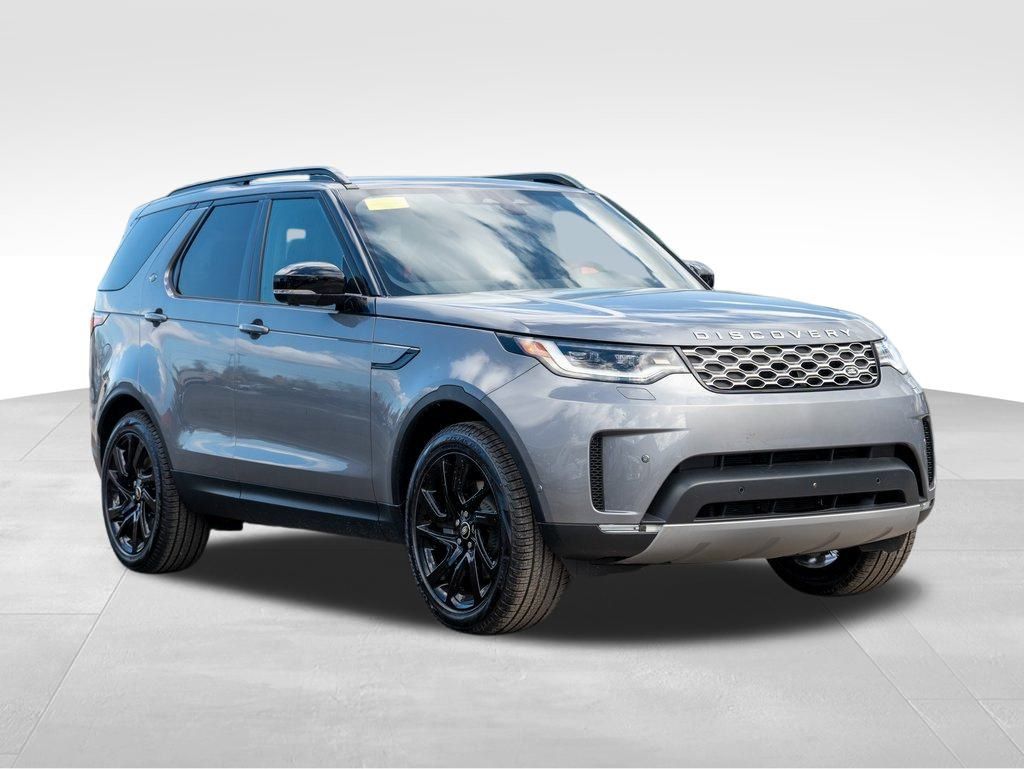 2025 Land Rover Discovery S photo 3