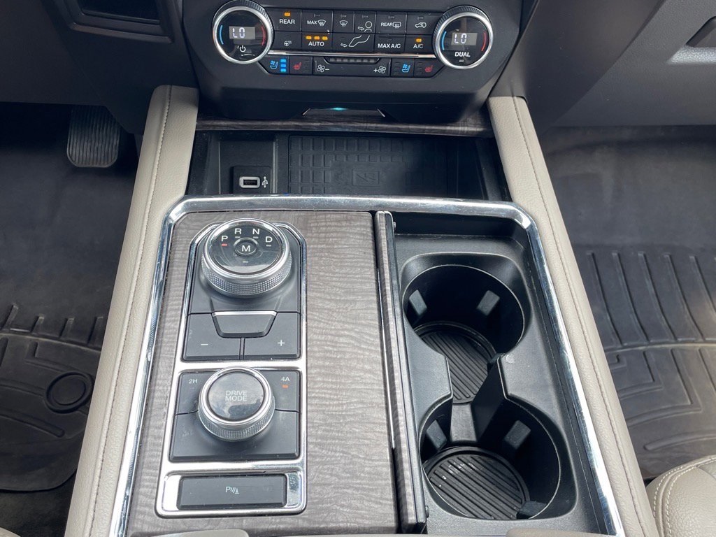 2019 Ford Expedition Limited photo 20