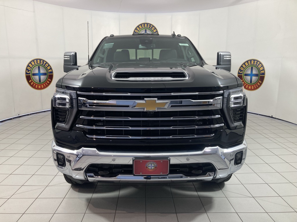 2025 Chevrolet Silverado 2500HD LTZ photo 16