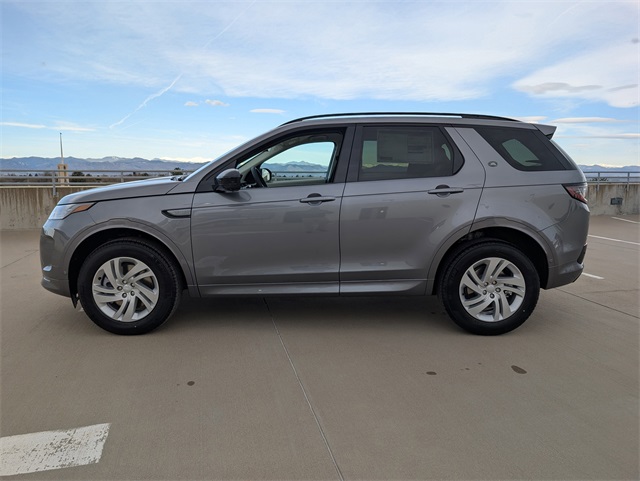 2025 Land Rover Discovery Sport S photo 3