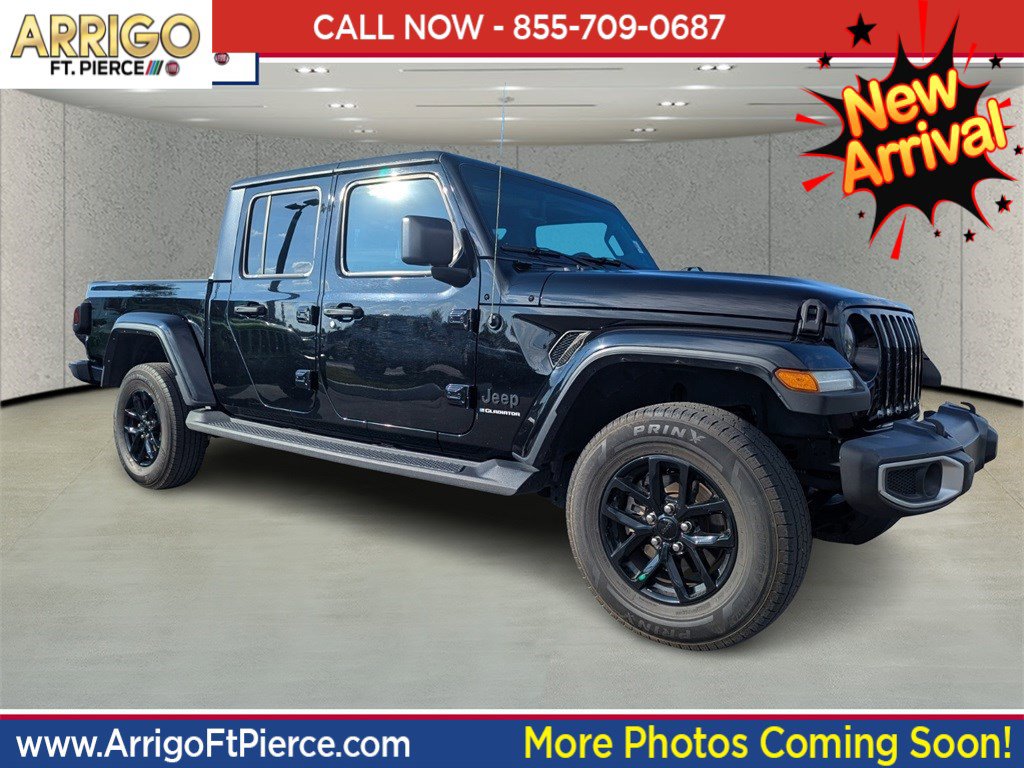 2023 Jeep Gladiator Sport S's photo