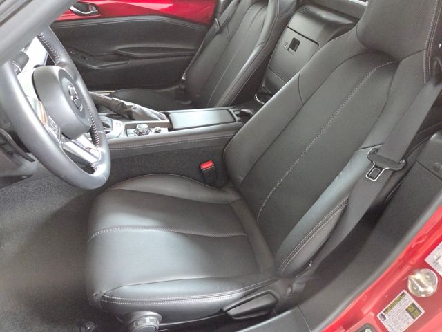 2024 Mazda MX-5 Miata Miata RF Grand Touring photo 16