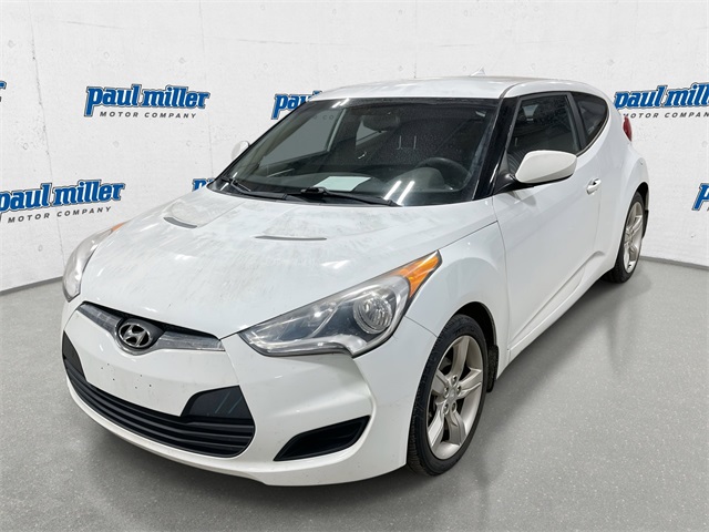 2013 Hyundai Veloster Base's photo