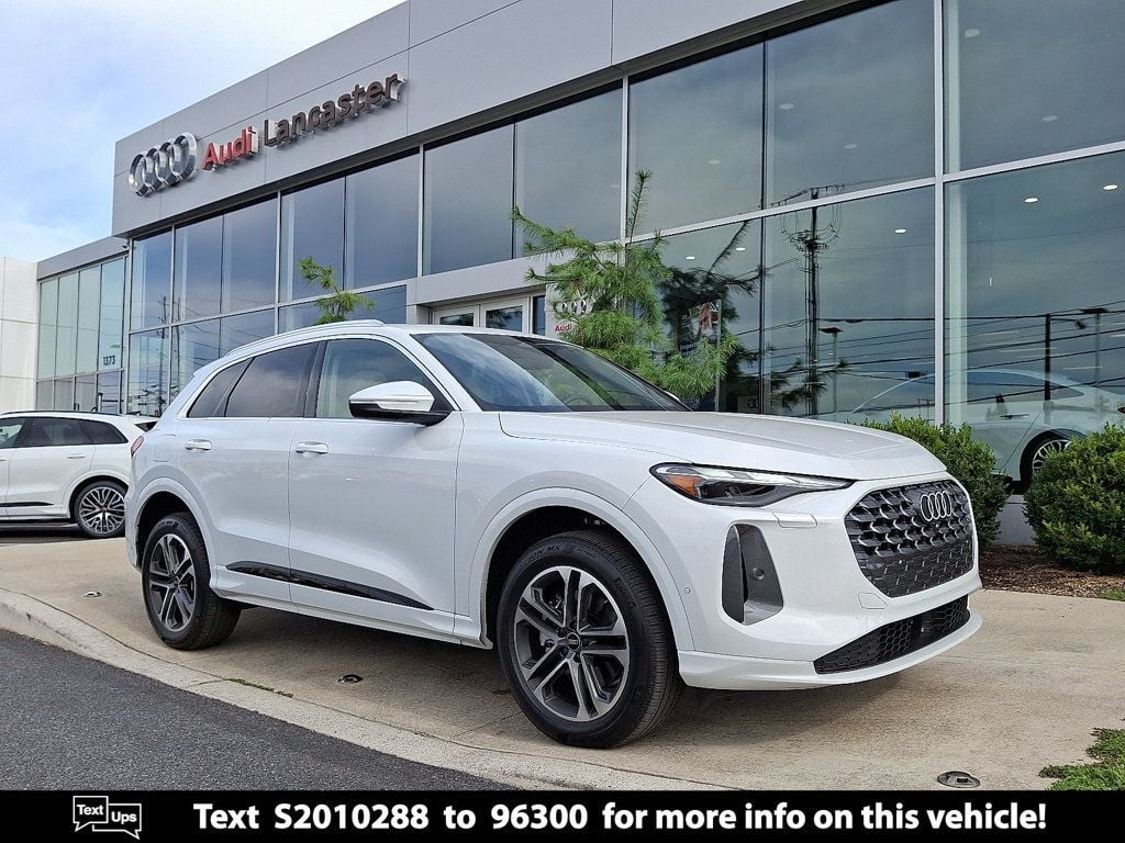 2025 Audi New Q5 Premium's photo