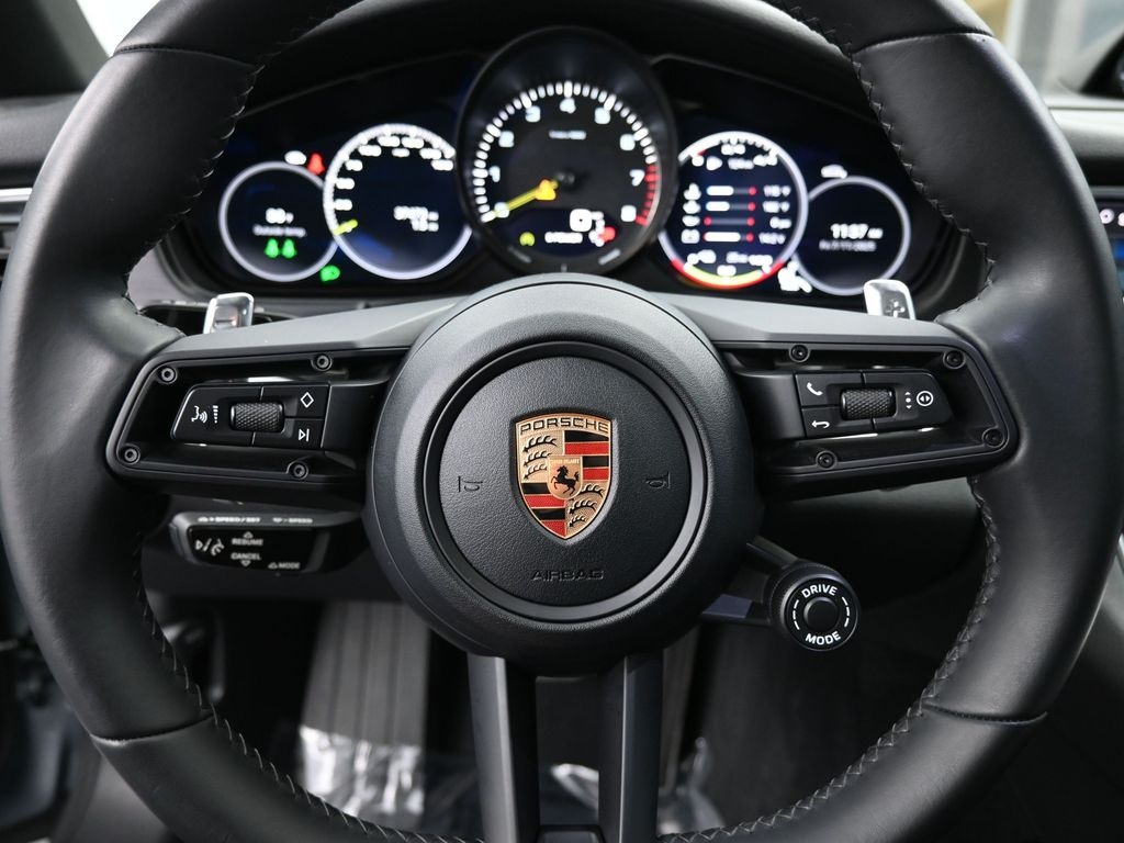 2022 Porsche Panamera E-Hybrid 4 photo 25