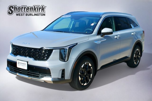 2025 Kia Sorento S's photo