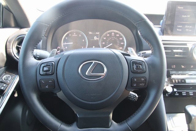 2024 Lexus IS 350 F SPORT photo 14
