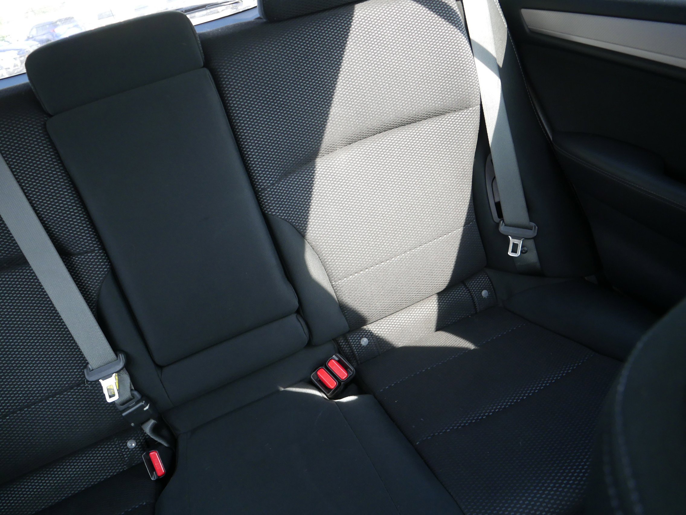 2015 Subaru Outback 2.5i Premium photo 13