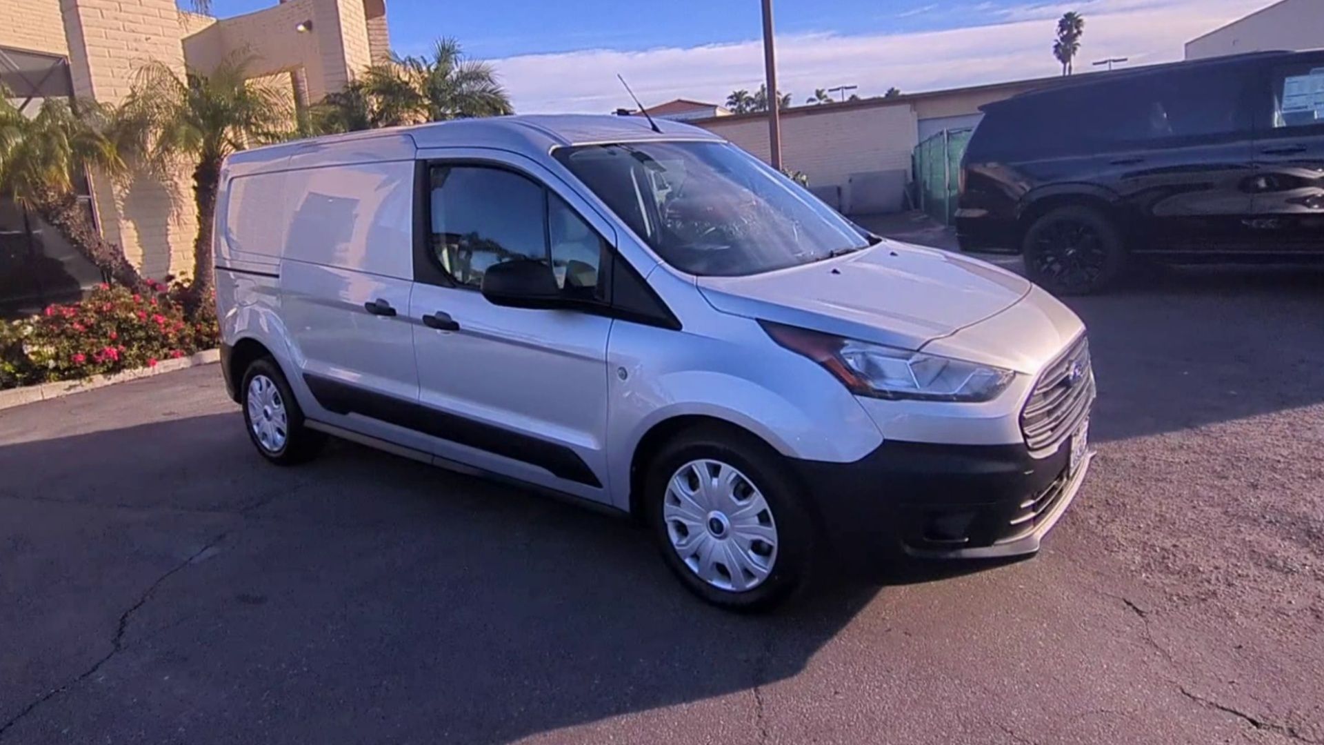 2021 Ford Transit XL's photo