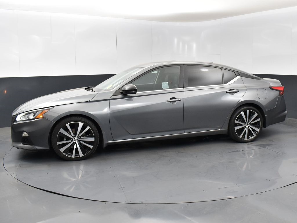 2019 Nissan Altima 2.5 SR photo 4