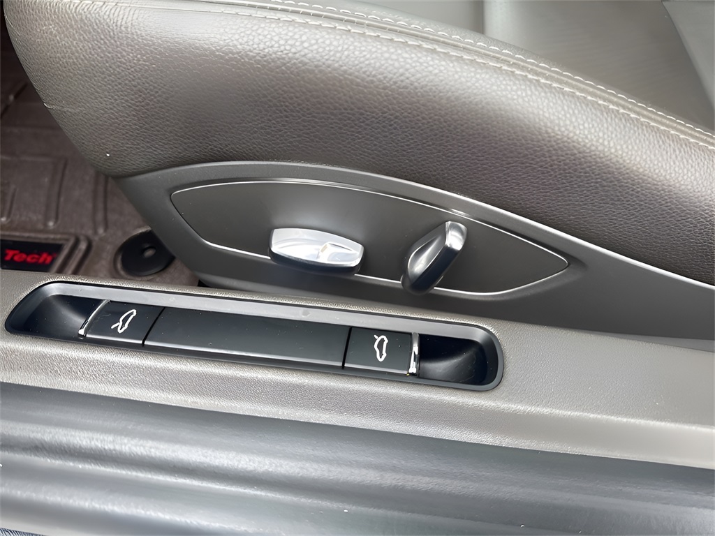 2018 Porsche 911 photo 10