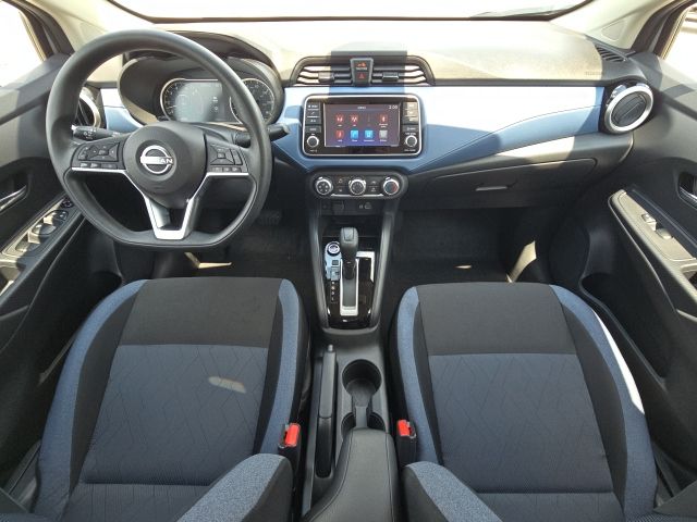 2025 Nissan Versa 1.6 SV photo 18