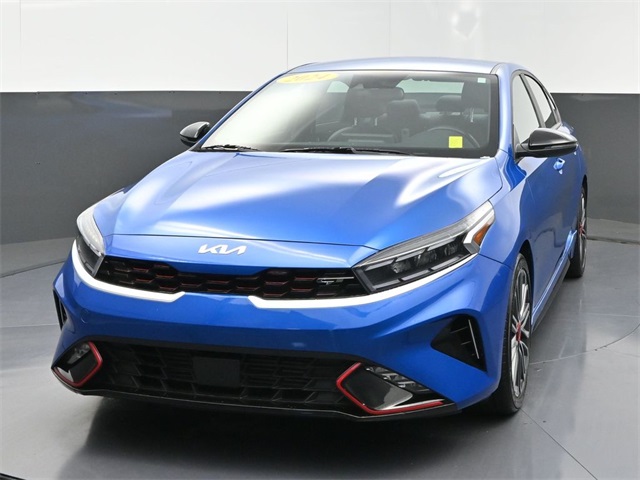 2024 Kia Forte GT photo 2