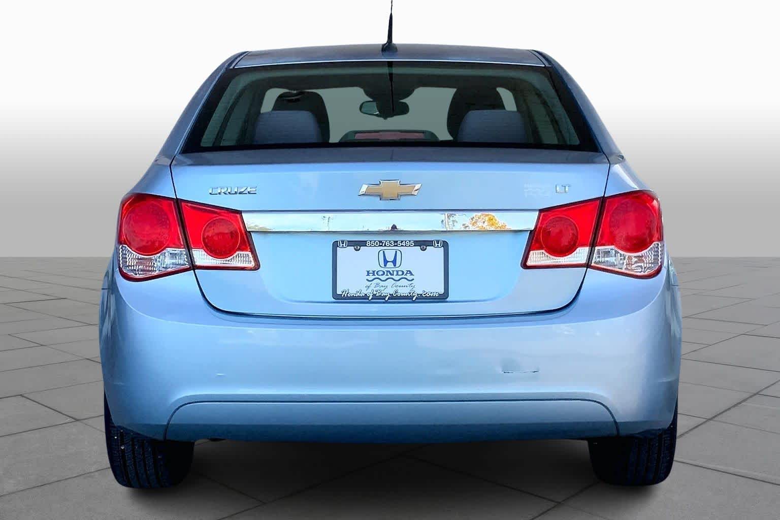 2012 Chevrolet Cruze photo 4