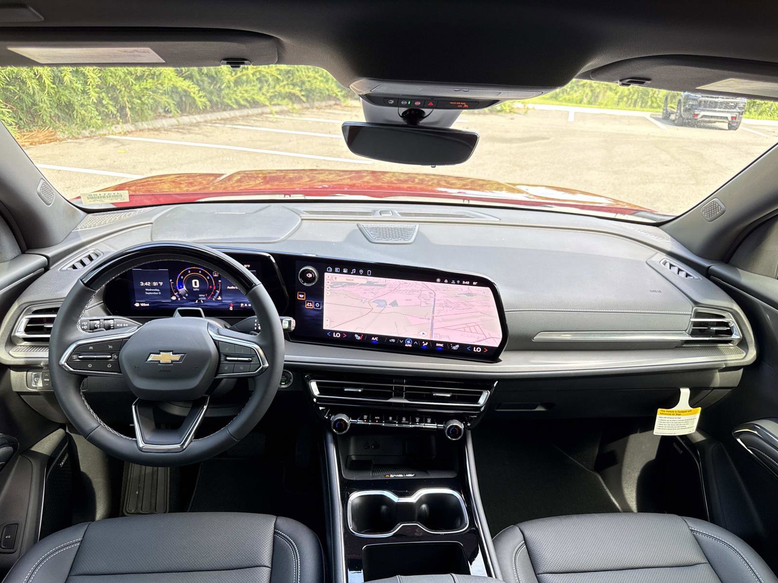 2026 Chevrolet Traverse photo 13