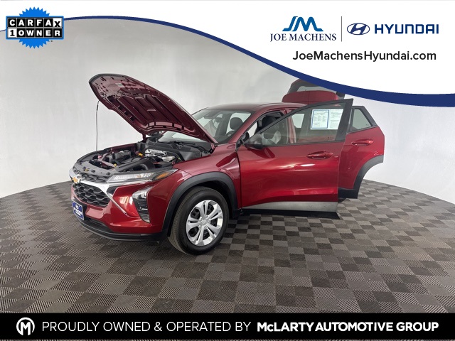 2024 Chevrolet Trax LS photo 15