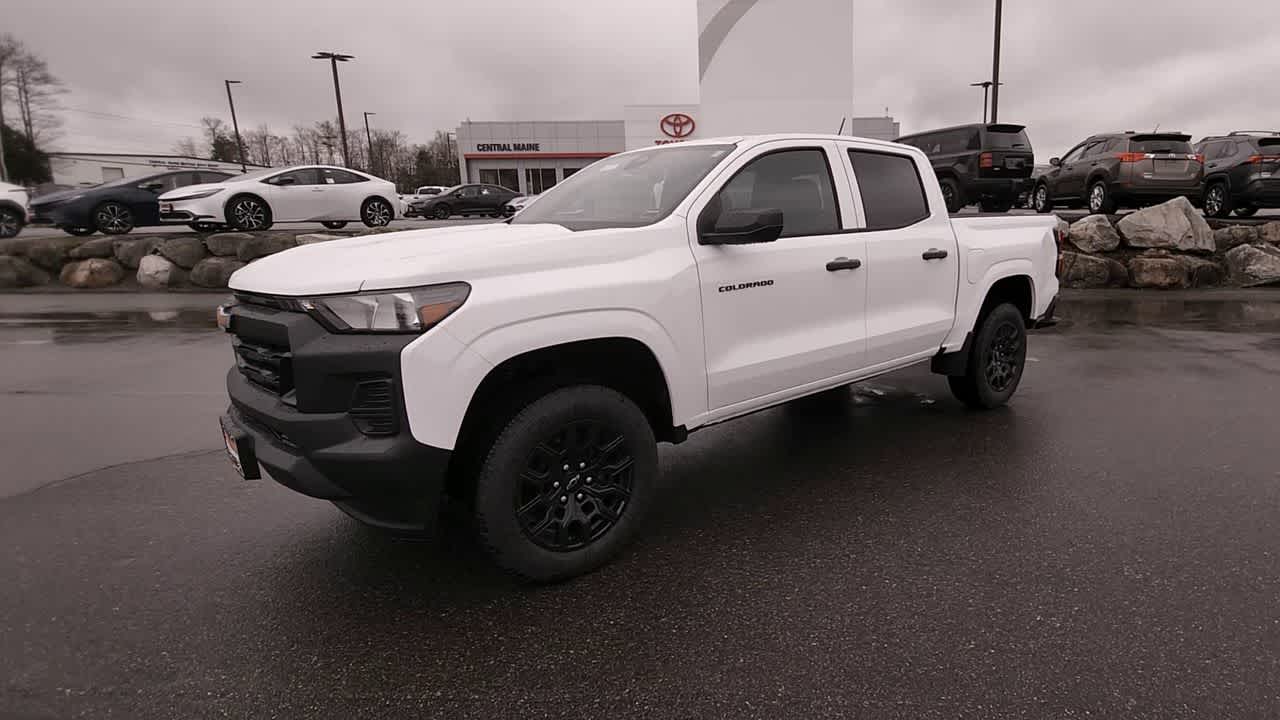 2025 Chevrolet Colorado Work Truck photo 4