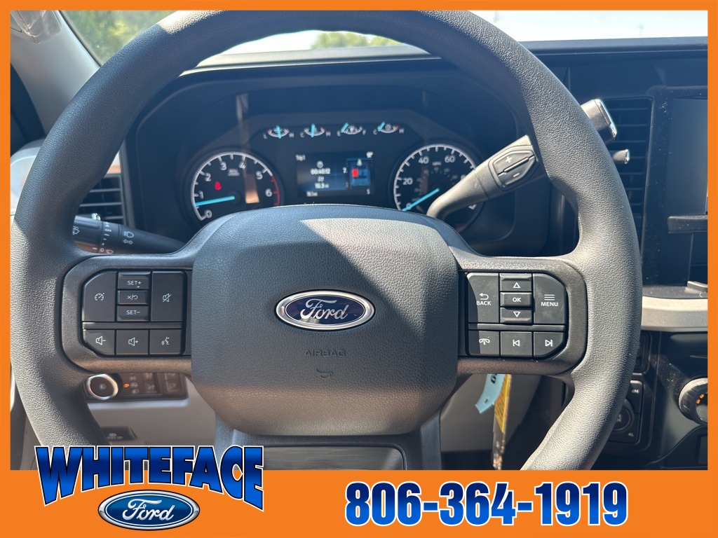 2025 Ford F-350 XLT photo 24