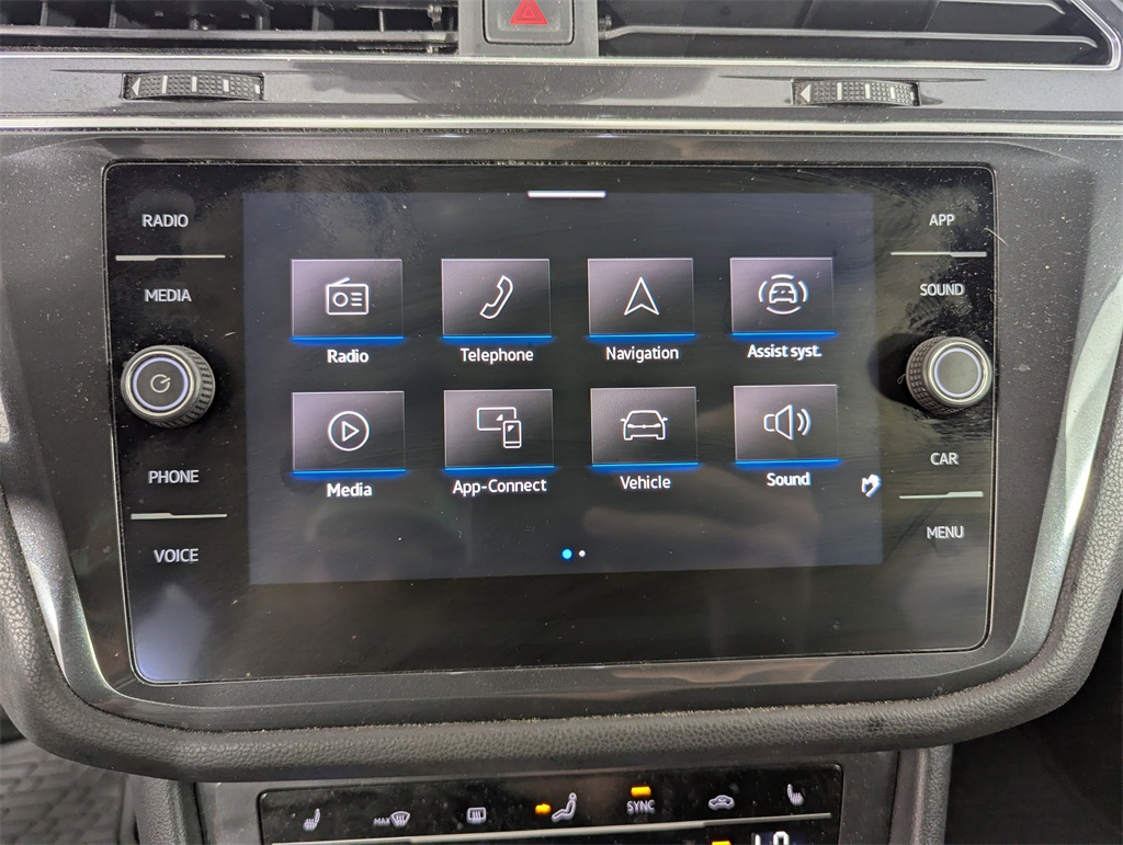 2022 Volkswagen Tiguan SE photo 20